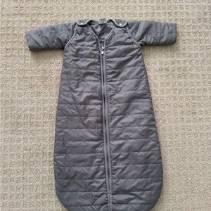 NEW Baby Deedee Gray Sleep Nest Travel quilted sleeping bag sack size 6-12 12-18